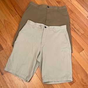 Dockers Shorts Bundle (2). Size 30 Waist. Light & Dark Khaki. Flat Front. GUC